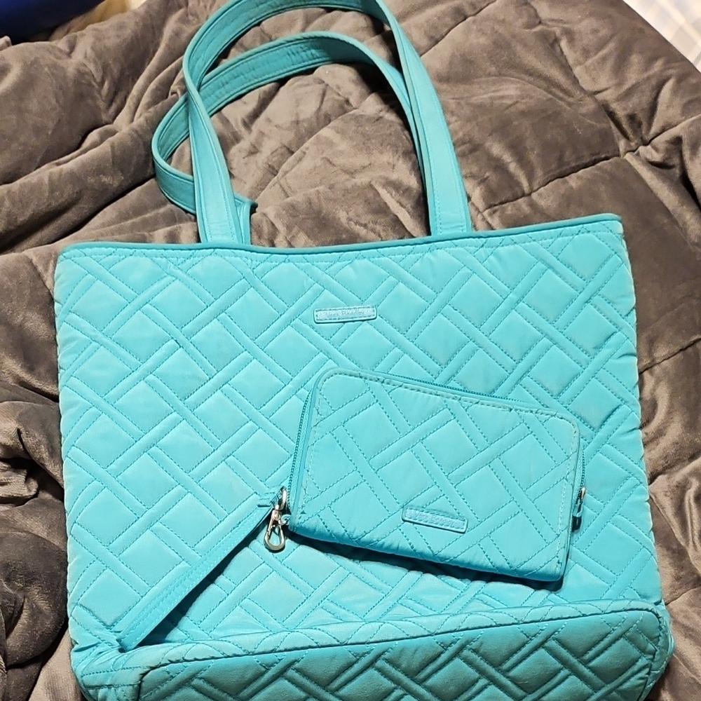 Vera Bradley Turquoise Quilted Tote Bag with Matching Wristlet